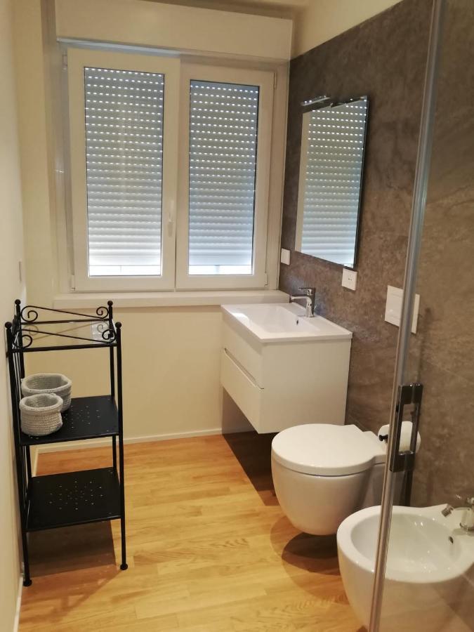 Апартаменты Le Ninfee Luxury House Чивитанова-Марке Экстерьер фото